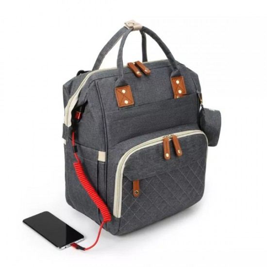 USB multifunctional backpack for moms and dads and supports charger